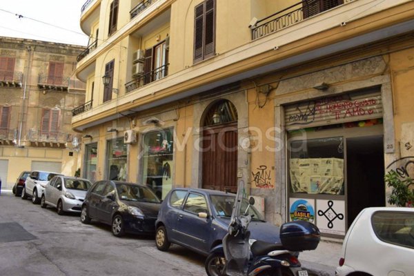 negozio in vendita a Palermo