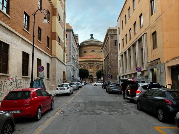 negozio in vendita a Palermo