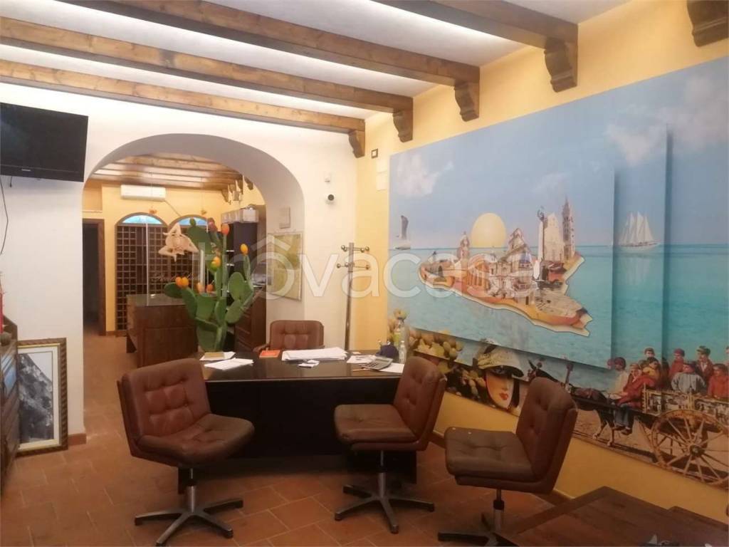 negozio in vendita a Palermo in zona Centro storico