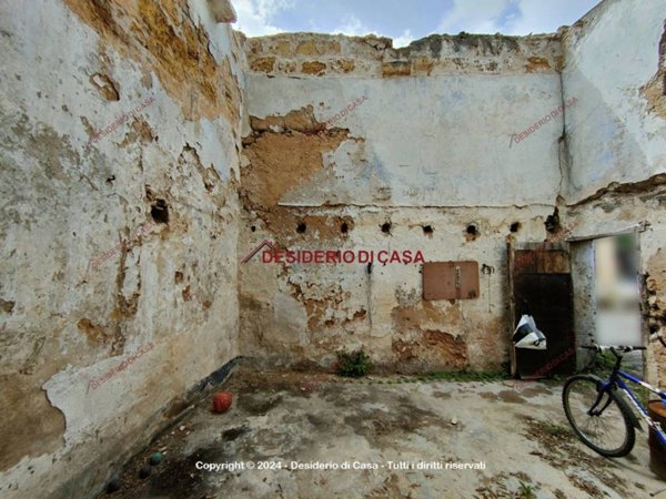 casa indipendente in vendita a Palermo in zona Villagrazia/Falsomiele