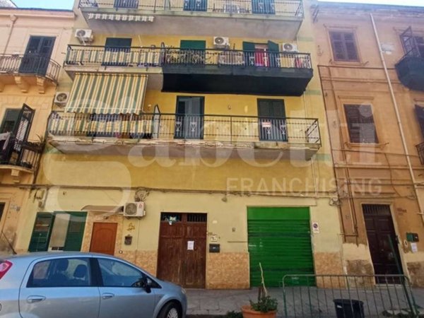 appartamento in vendita a Palermo in zona Montegrappa / Santa Rosalia