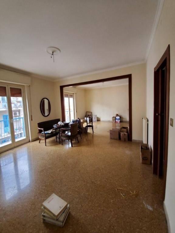 appartamento in vendita a Palermo in zona Malaspina/Palagonia