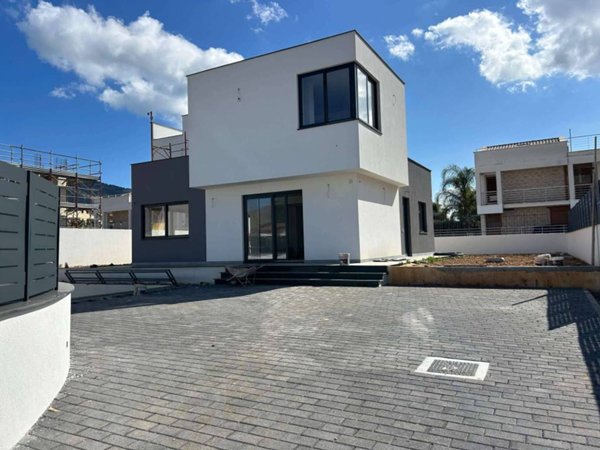casa indipendente in vendita a Palermo