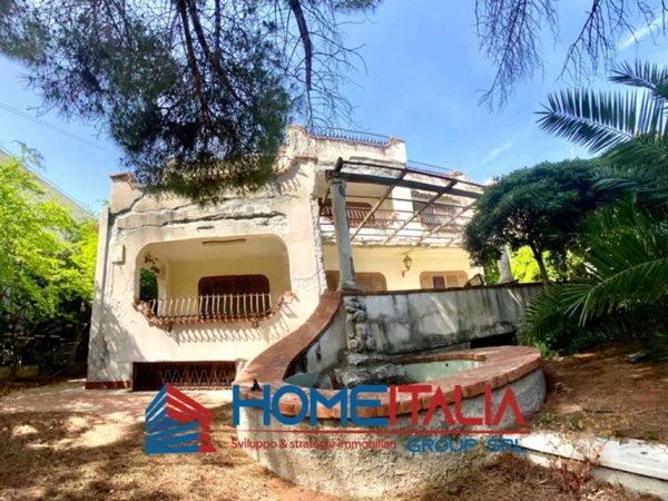 casa indipendente in vendita a Palermo in zona Mondello