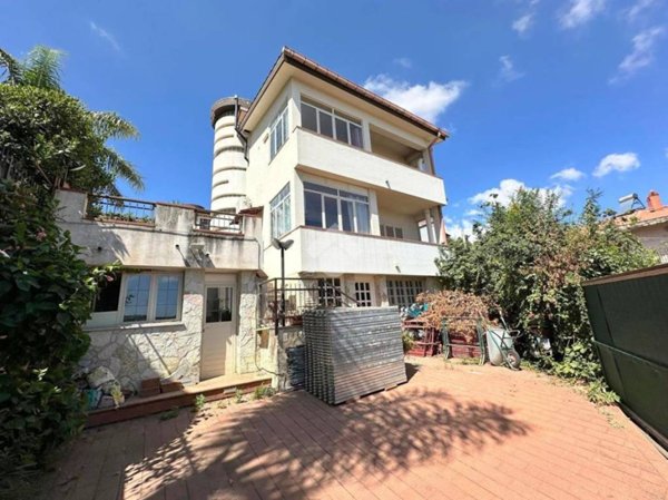 casa indipendente in vendita a Palermo in zona Baida