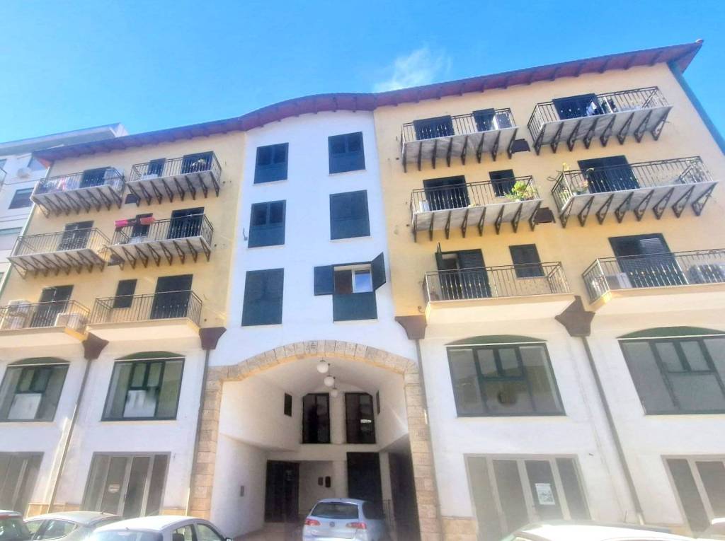 ufficio in vendita a Palermo in zona Centro storico