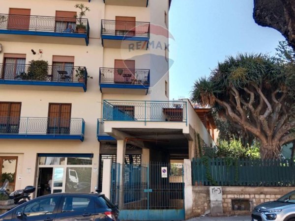 negozio in vendita a Palermo in zona Brancaccio