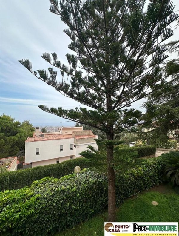 casa indipendente in vendita a Palermo