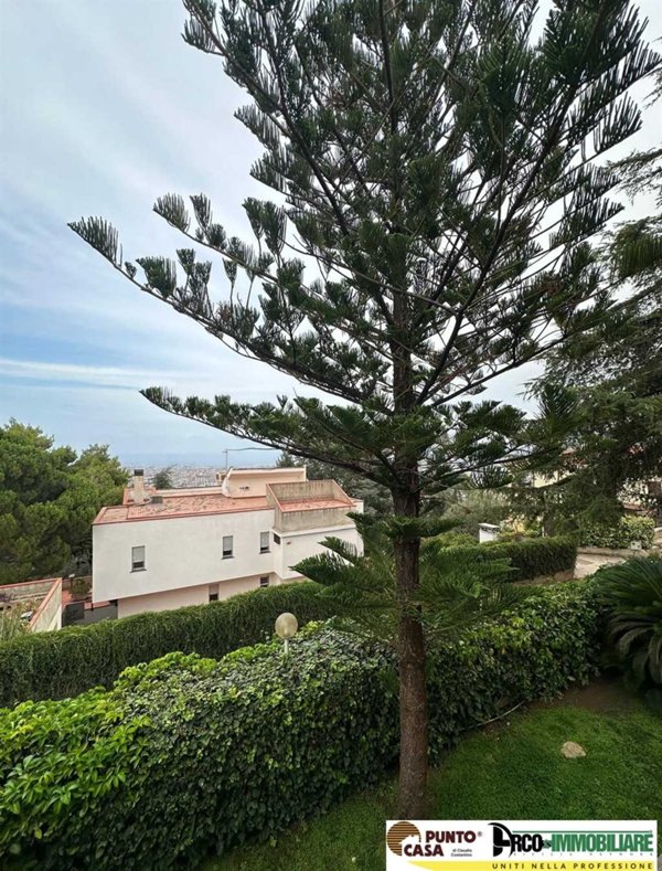 casa indipendente in vendita a Palermo