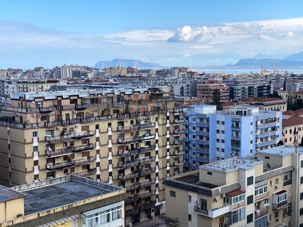 appartamento in vendita a Palermo