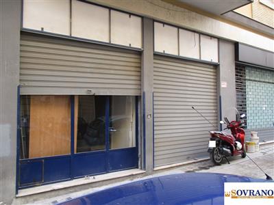 locale commerciale in vendita a Palermo in zona Libertà