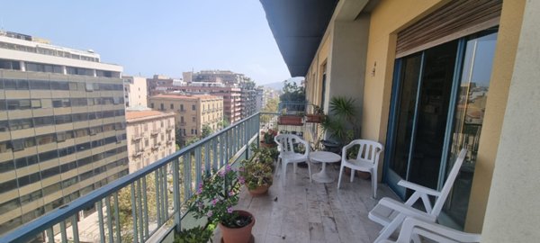appartamento in vendita a Palermo in zona Libertà