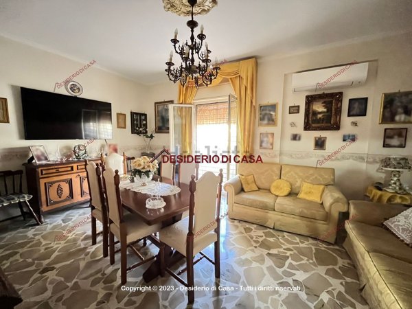 appartamento in vendita a Palermo in zona Chiavelli