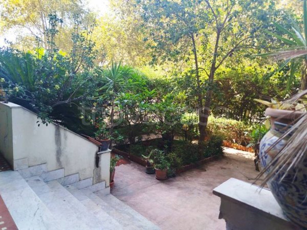 appartamento in vendita a Palermo in zona Libertà
