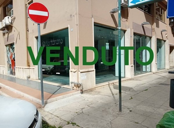 appartamento in vendita a Palermo in zona Politeama