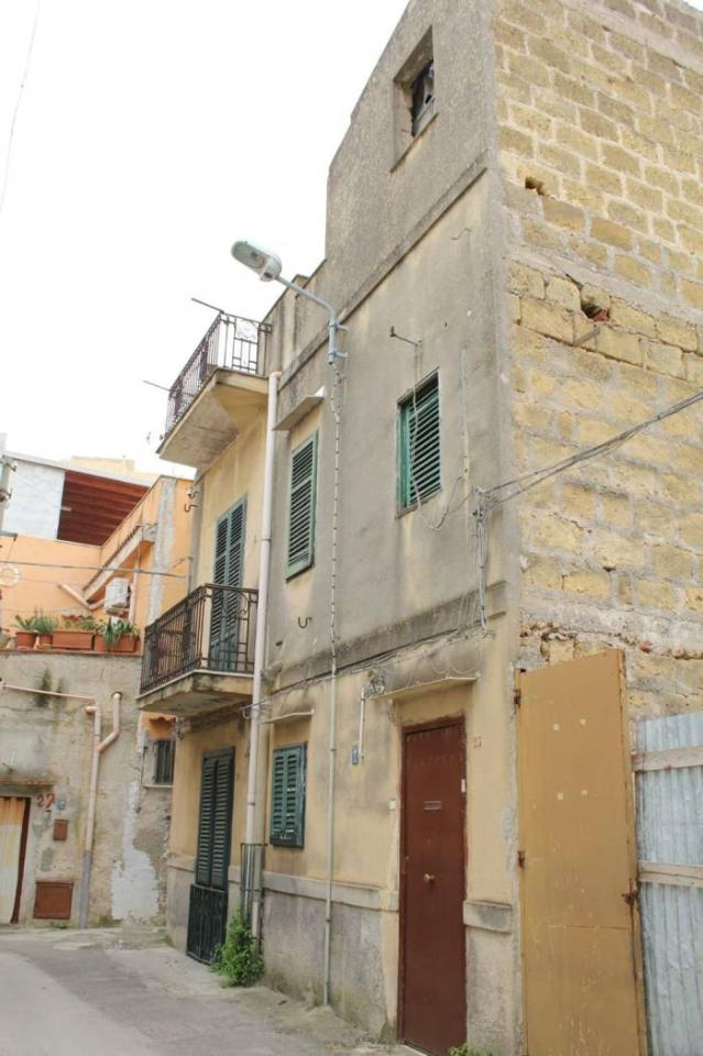 appartamento in vendita a Palermo in zona Borgo Nuovo