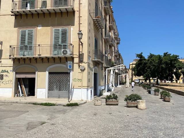 negozio in vendita a Palermo in zona Centro storico