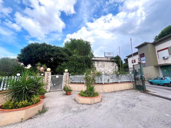 casa indipendente in vendita a Palermo in zona Pallavicino