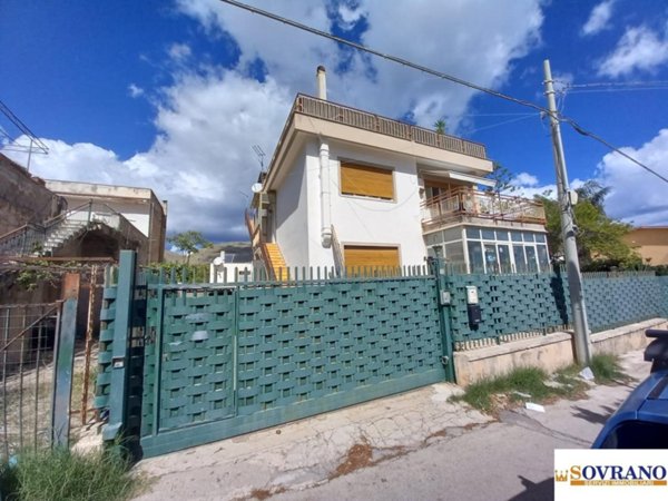 appartamento in vendita a Palermo in zona Mondello