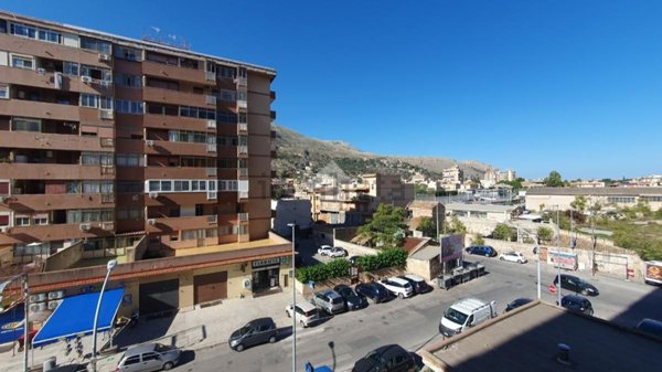 appartamento in vendita a Palermo in zona Tommaso Natale