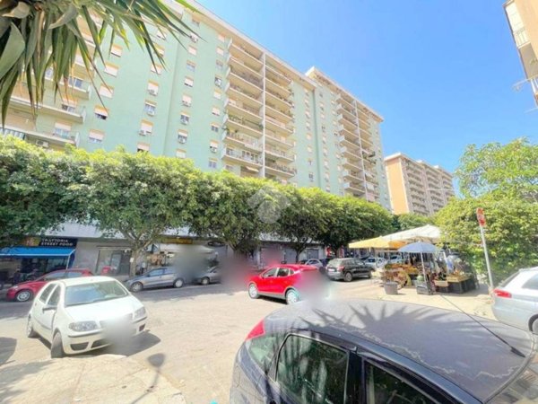 appartamento in vendita a Palermo in zona Zisa