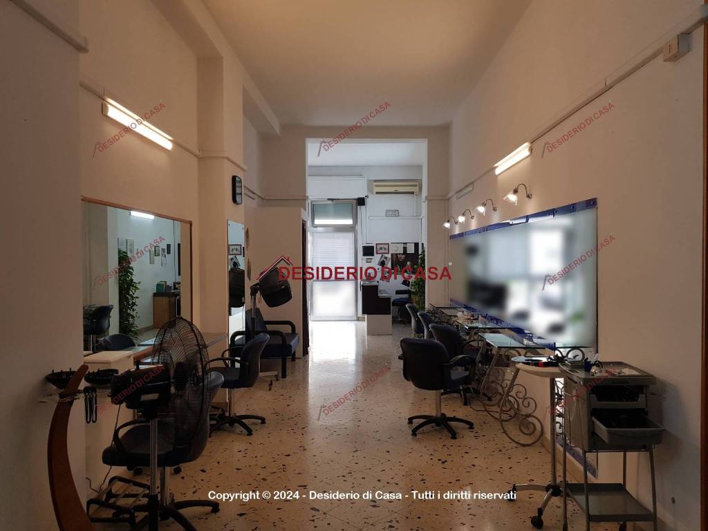 negozio in vendita a Palermo