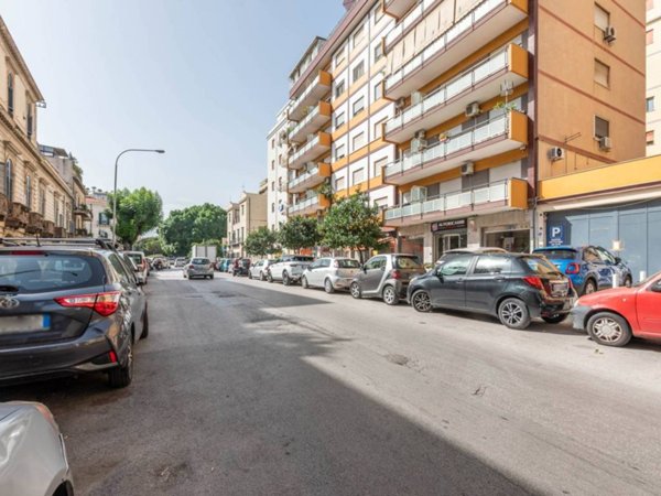 trivano in vendita a Palermo in zona Malaspina/Palagonia