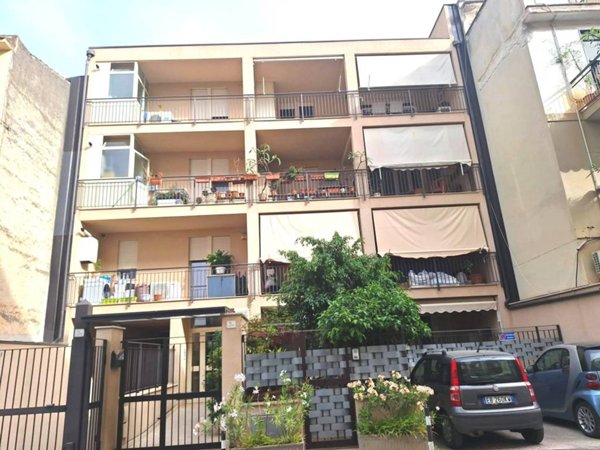 appartamento in vendita a Palermo in zona San Lorenzo