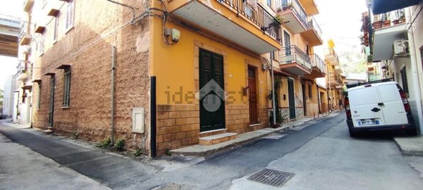 appartamento in vendita a Palermo in zona Tommaso Natale