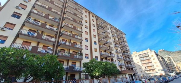 appartamento in vendita a Palermo in zona Montepellegrino