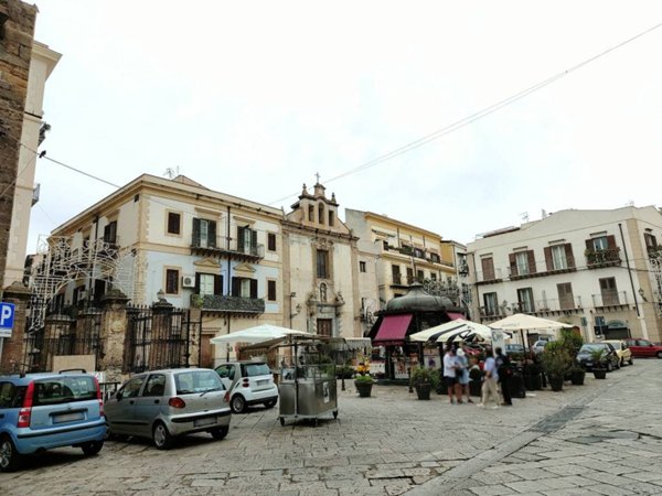 appartamento in vendita a Palermo in zona Centro storico
