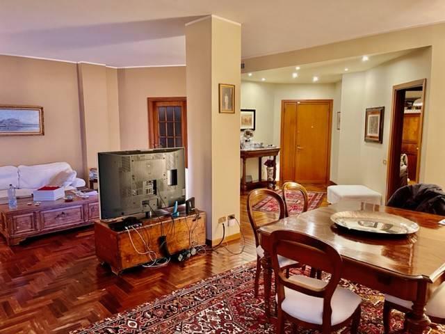 appartamento in vendita a Palermo in zona Libertà
