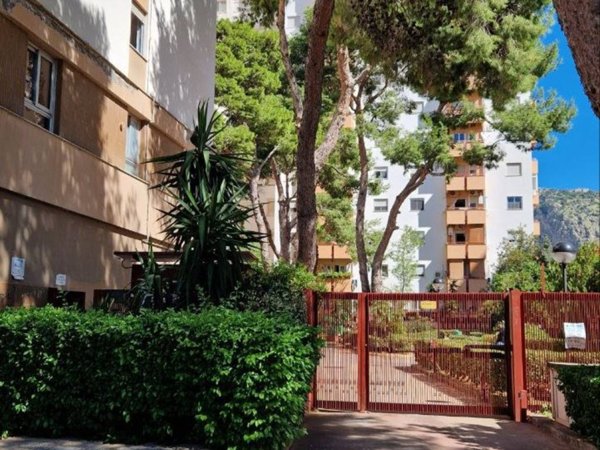 appartamento in vendita a Palermo in zona Resuttana