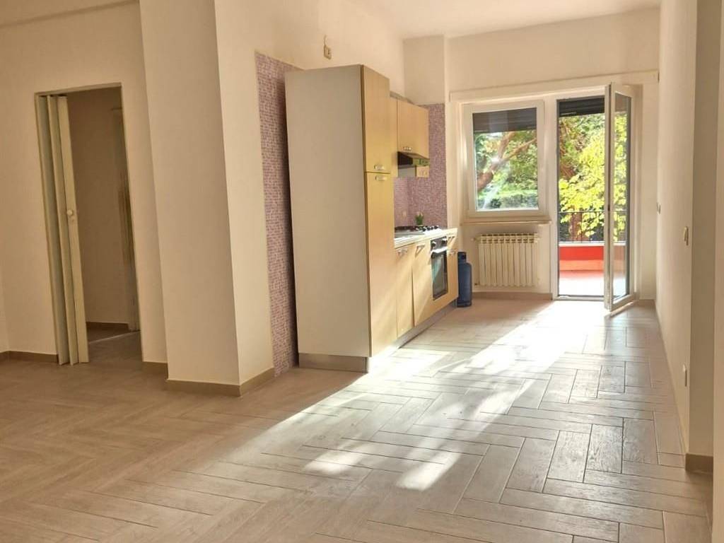 appartamento in vendita a Palermo in zona Politeama