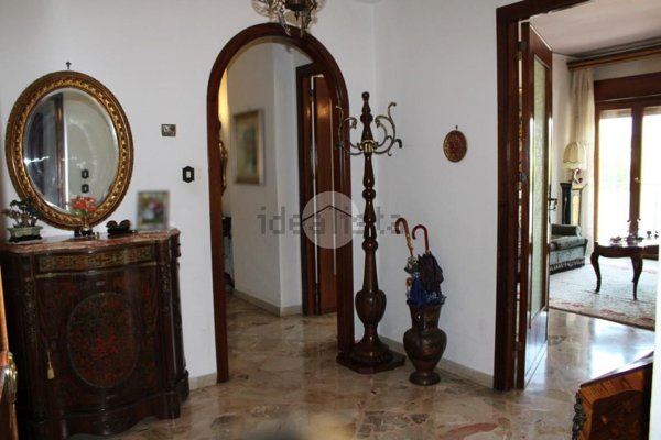 casa indipendente in vendita a Palermo in zona Mezzomonreale