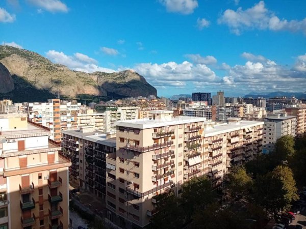 appartamento in vendita a Palermo