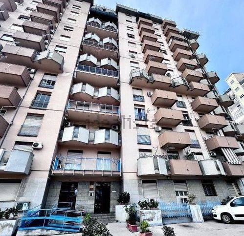 ufficio in vendita a Palermo in zona Montepellegrino