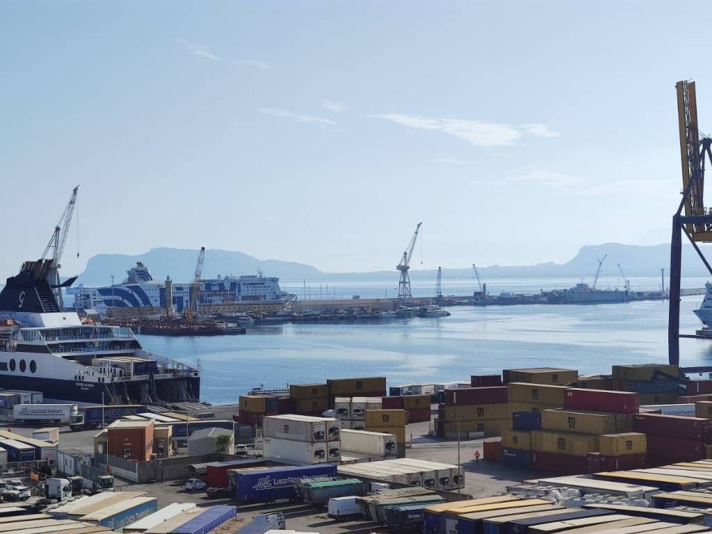 appartamento in vendita a Palermo in zona Montepellegrino