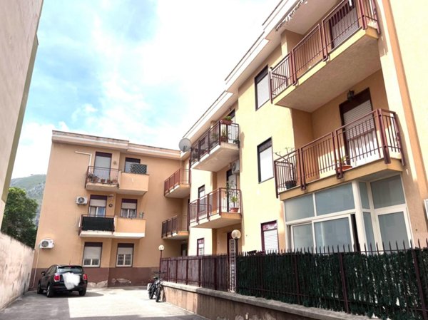 appartamento in vendita a Palermo
