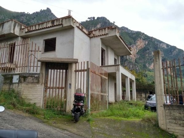 appartamento in vendita a Palermo in zona Villagrazia/Falsomiele
