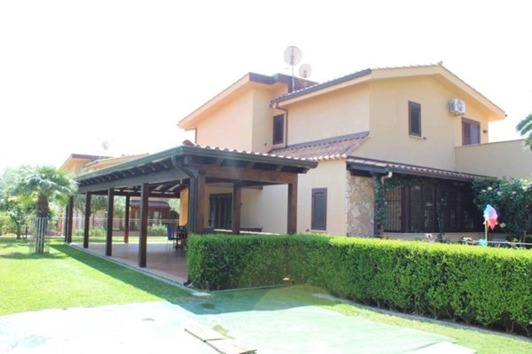 casa indipendente in vendita a Palermo in zona Pallavicino