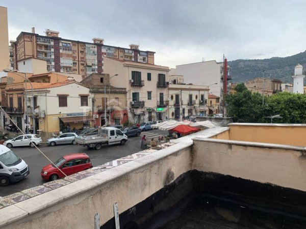 trivano in vendita a Palermo in zona San Lorenzo