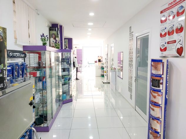 negozio in vendita a Palermo in zona Oreto