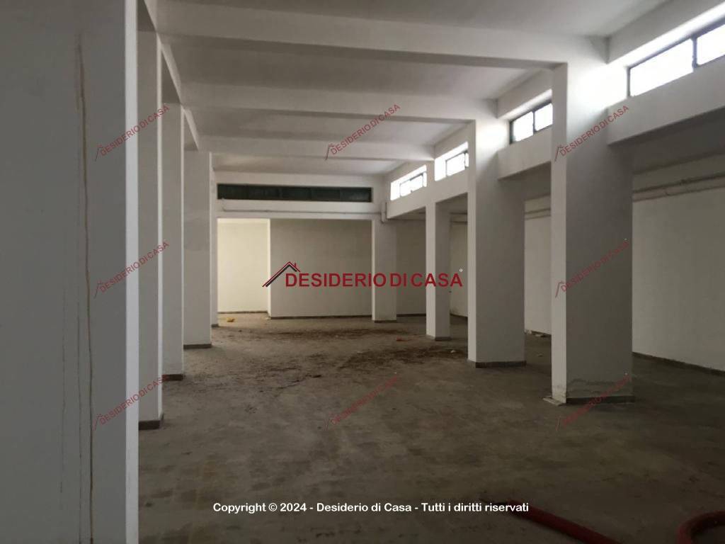 locale commerciale in vendita a Palermo in zona Cruillas