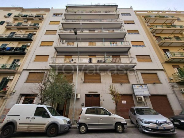 appartamento in vendita a Palermo in zona Zisa