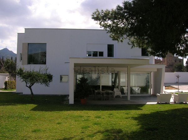 casa indipendente in vendita a Palermo in zona Mondello
