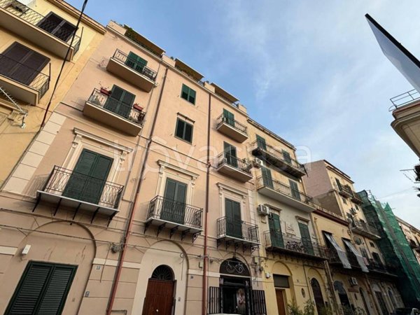 appartamento in vendita a Palermo in zona Zisa