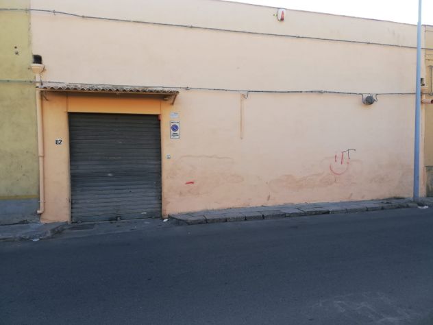 locale commerciale in vendita a Palermo in zona Oreto