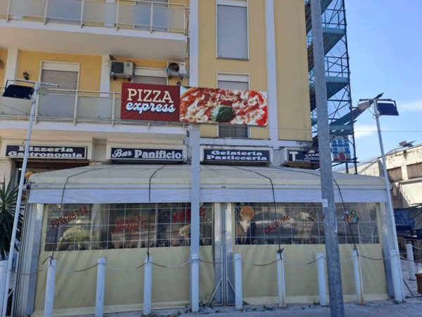 negozio in vendita a Palermo