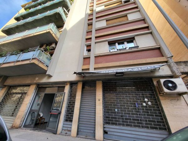 appartamento in vendita a Palermo in zona Zisa